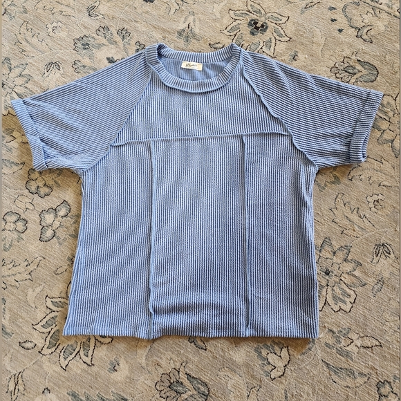 NWOT Blumin Apparel Denim colored top size small - Picture 3 of 12